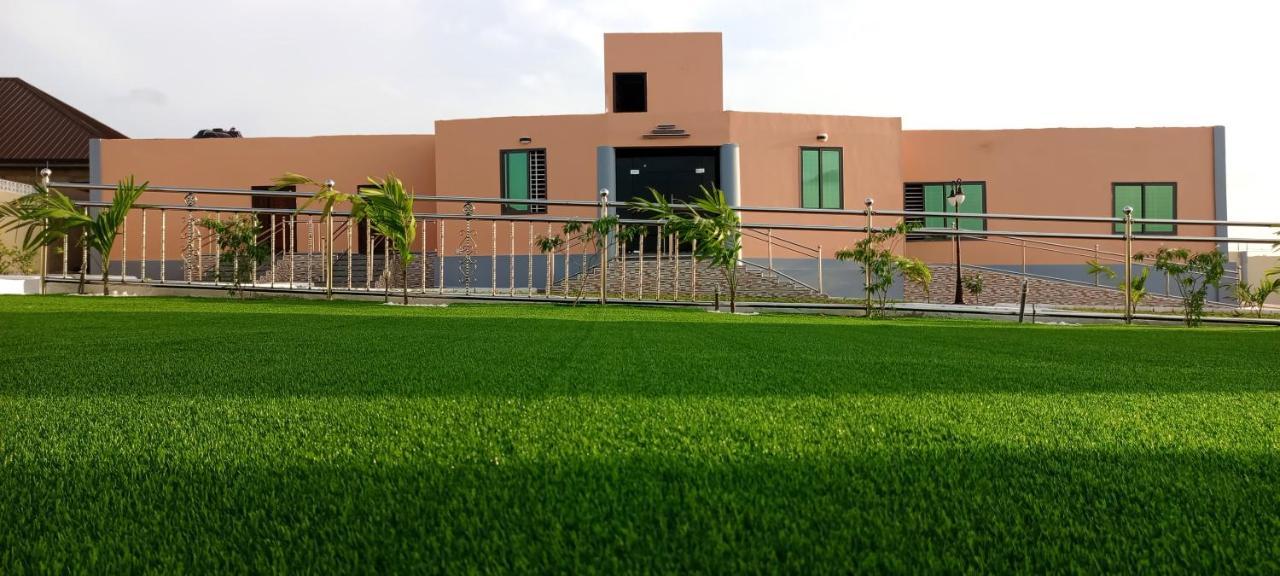 Bella Ella Hotel & Event Center Kasoa Kültér fotó